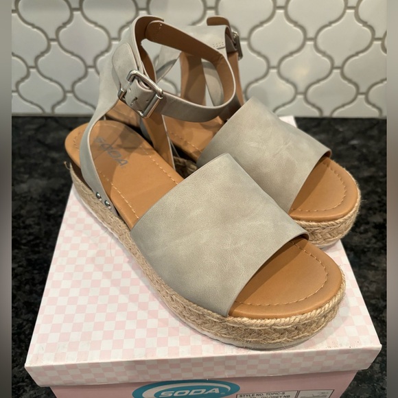 SODA Ankle Strap Sandal - Picture 2 of 4